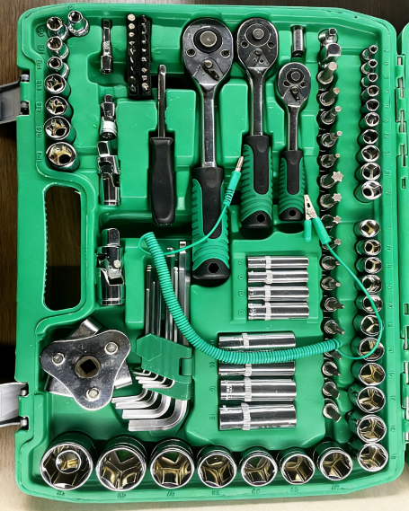 121 Pcs Professional Mechanic Socket Wrench Tool Set With Storage Case For Auto Repair