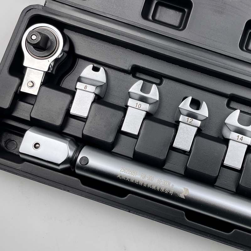30-210N.m 14*18 12pcs Open Head Ratchet Torque Wrench Set With Good Price