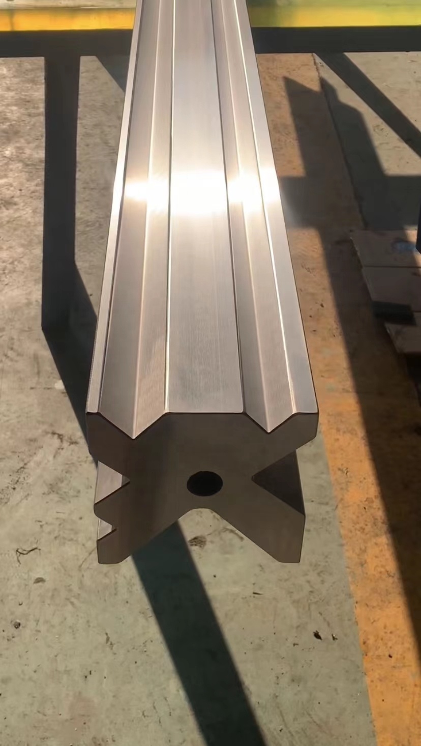 Automatic Hydraulic Bending Mould And Dies Multi-V Bottom Lower Tooling Press Brake Tooling For Metal Work Bending Molds Die