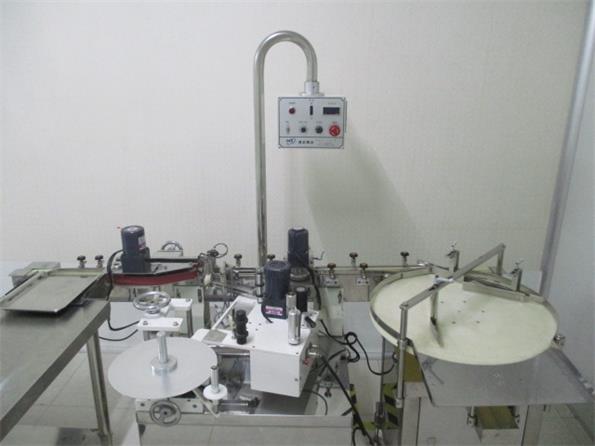Labeling machine — automated OEM private label application for contact lens packaging