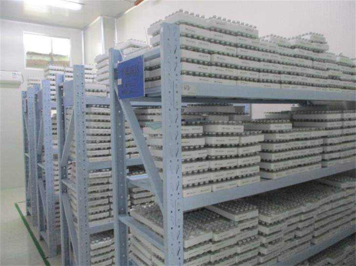 Lot storage and warehousing — temperature-controlled storage of finished contact lens products