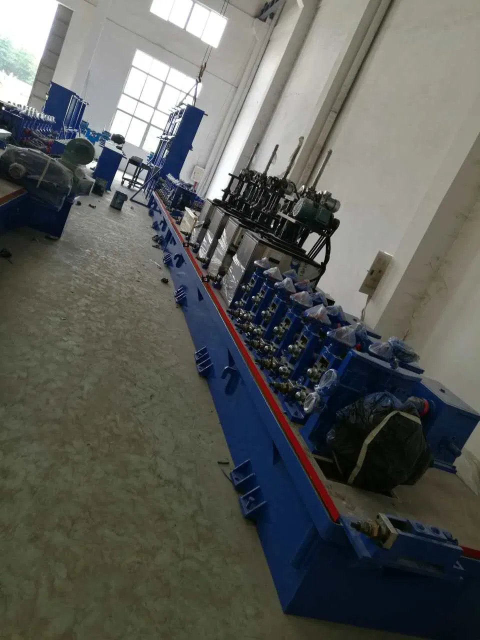 Foshan Yongjian 140 Molino de tubos Molino de laminación de tubos de acero rectangular