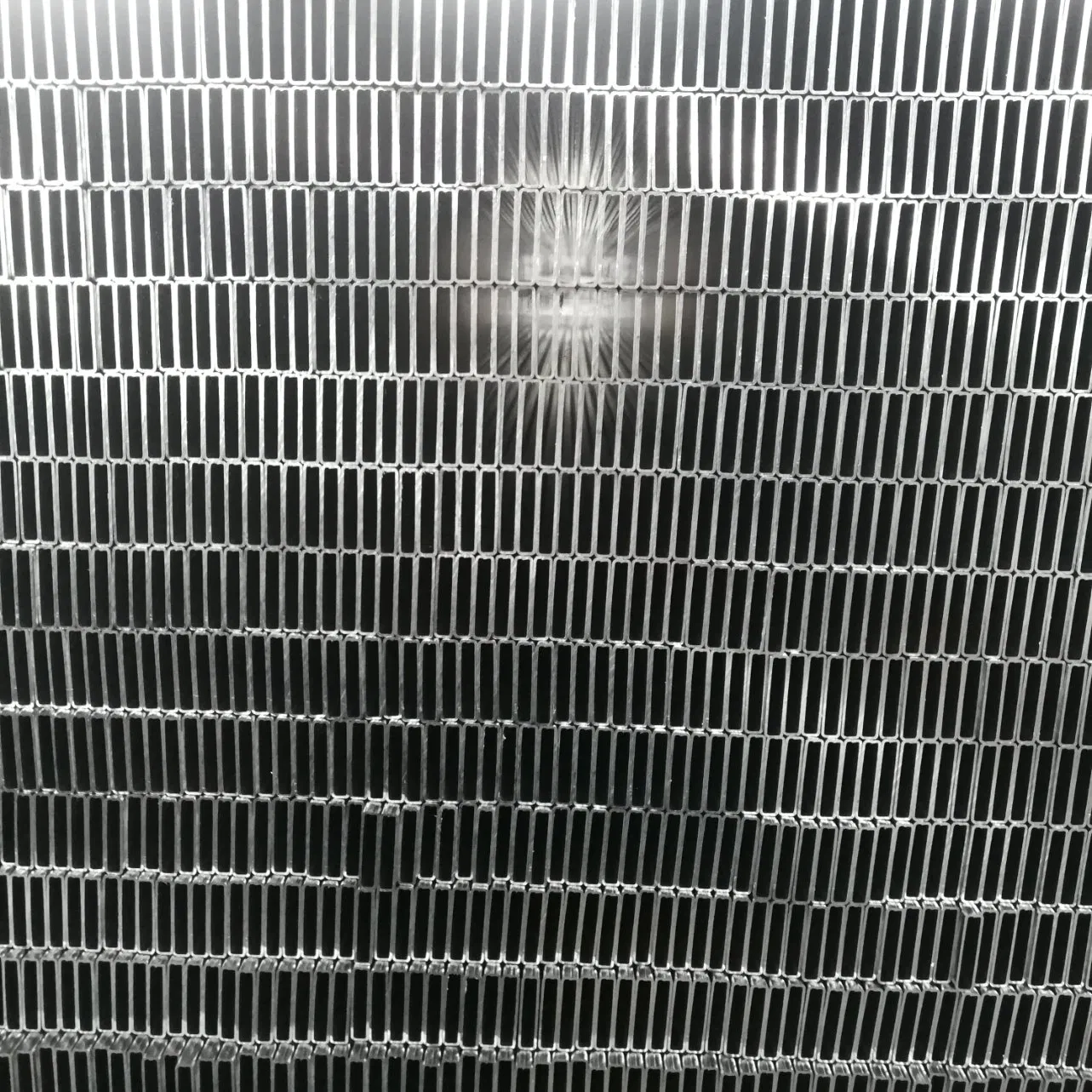 Directo de fábrica para 4343/3003/7072 tubo de aluminio soldado de alta frecuencia para radiador de automóvil