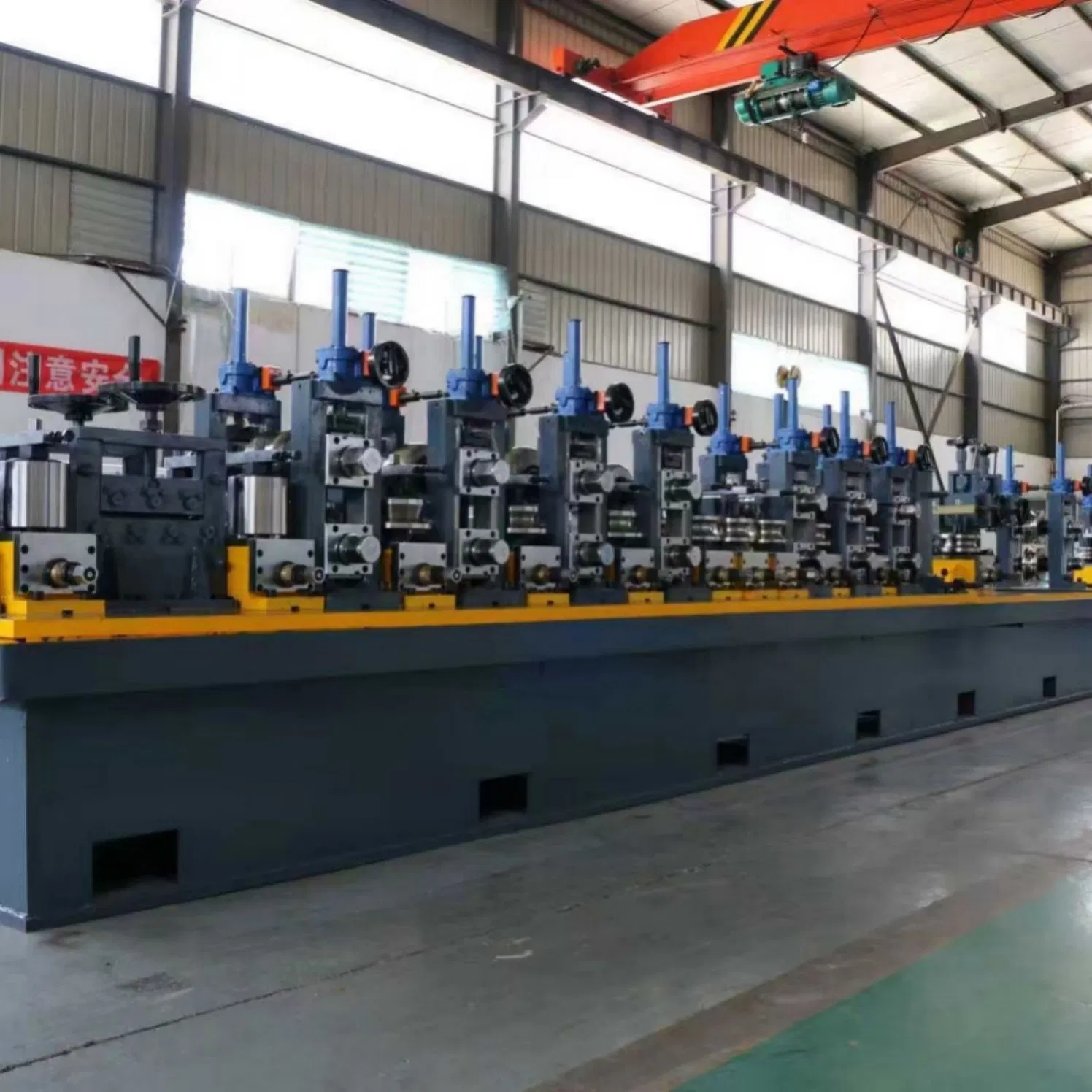 Molino de laminación en frío de tubos de acero de precisión para la producción de tuberías sin costura con alta precisión dimensional