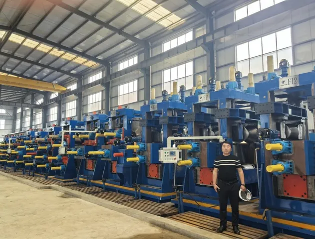 Fábrica de tubos ERW cuadrados de alto rendimiento personalizados