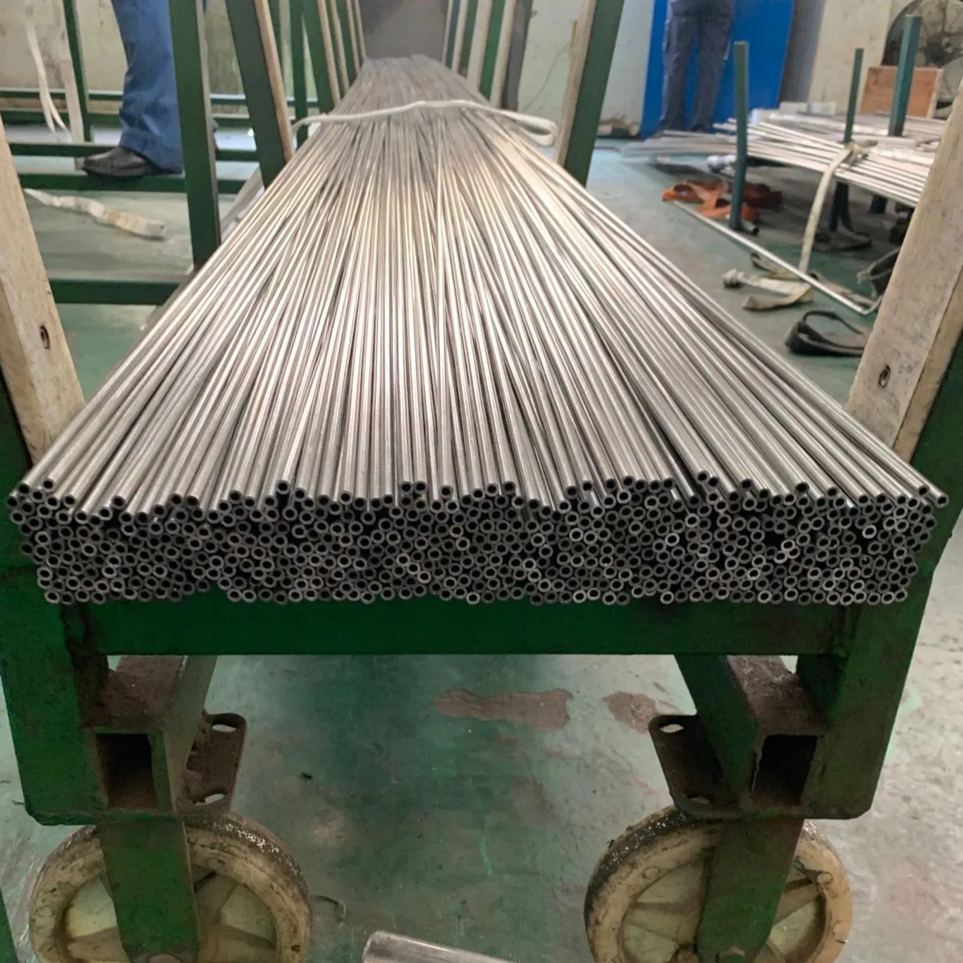 NFA49-310 Tubo de acero sin costura de CNG en fábrica de China