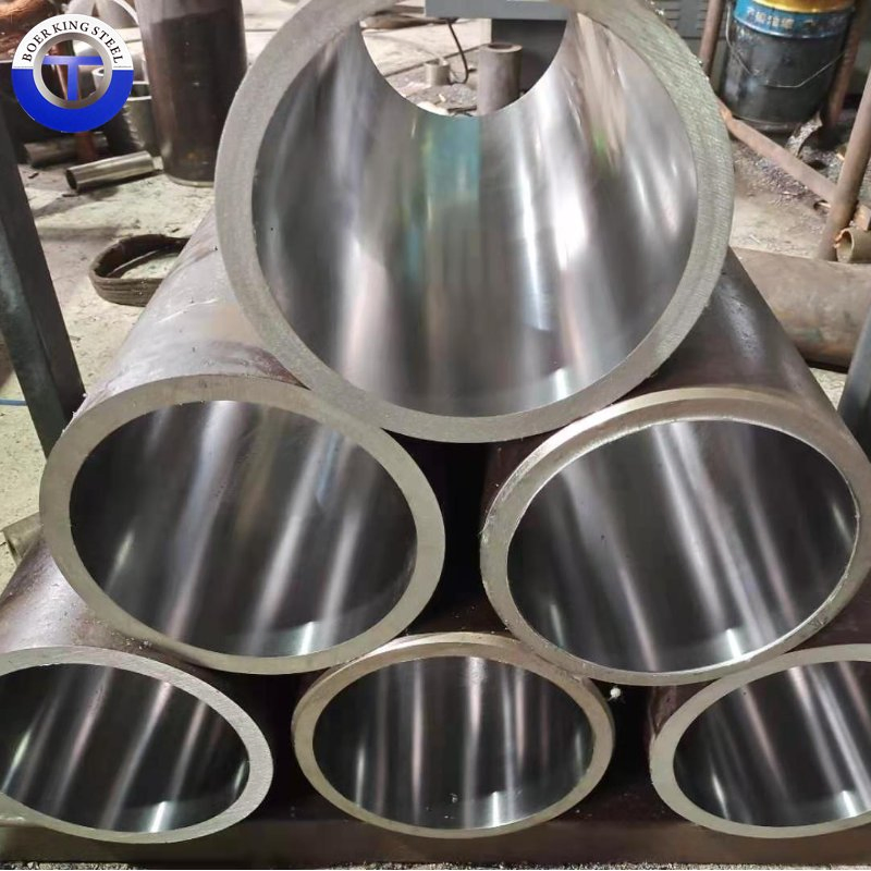 Precio de fábrica ASME SA210 SA213 16mn P2 P12 P11 Tubos de acero al carbono sin costura de aleación