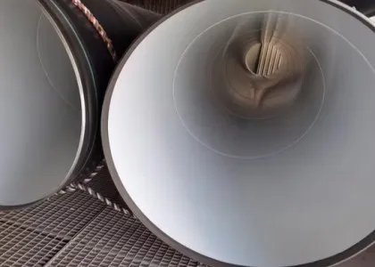 Tubo de acero SSAW - Tubo soldado por arco sumergido en espiral para la transmisión de agua / petróleo / gas