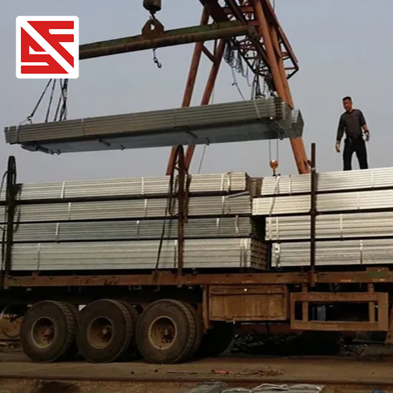 Tubo cuadrado hueco galvanizado recubierto de zinc soldado longitudinalmente personalizado