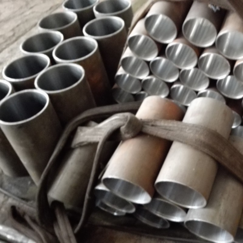 Venta directa de fábrica tubo de acero al carbono sin costura de AISI con acabado honed