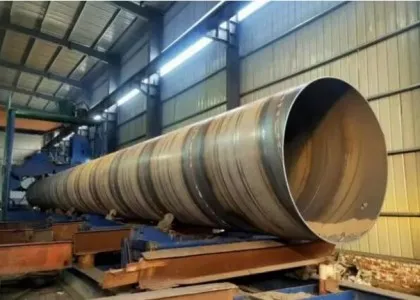 Tubo de acero SSAW - Tubo soldado por arco sumergido en espiral para la transmisión de agua / petróleo / gas