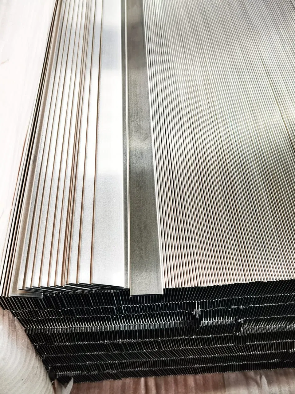 Directo de fábrica para 4343/3003/7072 tubo de aluminio soldado de alta frecuencia para radiador de automóvil