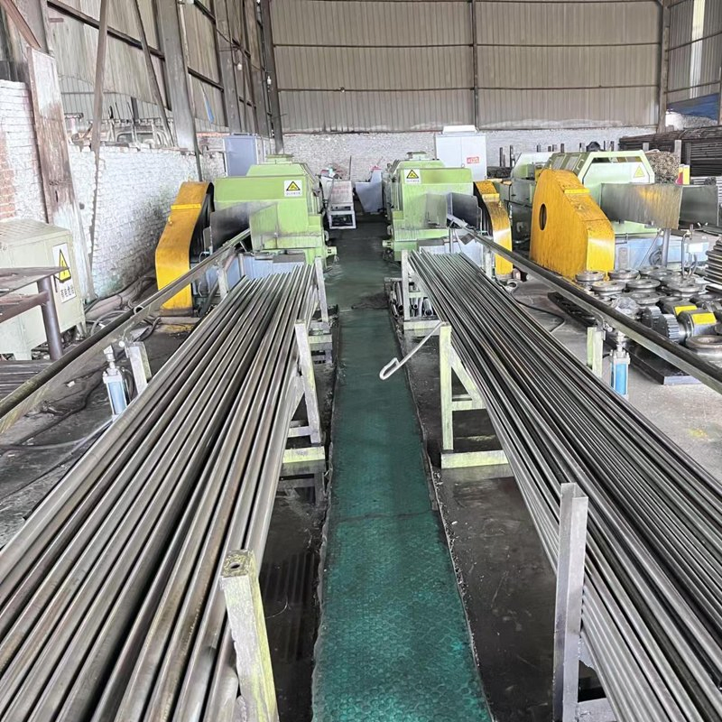 Fábrica Confiable de China AISI ASTM GB JIS DIN Tubo de Acero al Carbono Sin Costura de Dibujo en Frío y Laminado en Caliente Tubo de Acero Sin Costura de Precisión