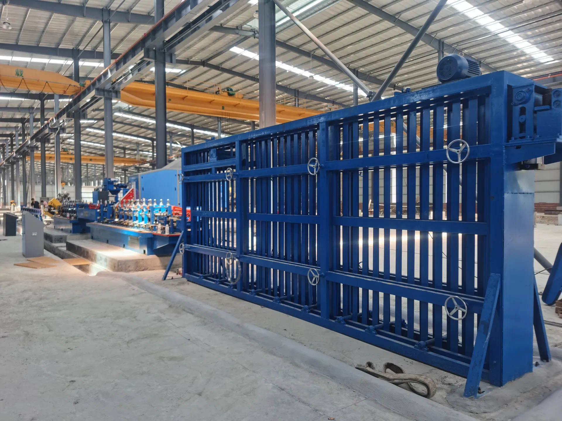 Molino de laminación en frío de tubos de acero de precisión para la producción de tuberías sin costura con alta precisión dimensional