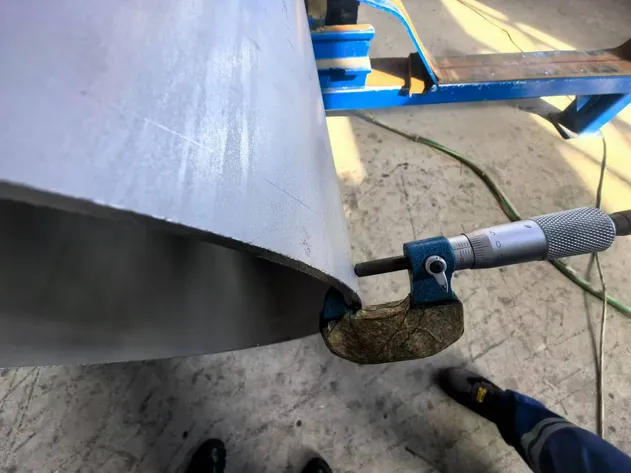 Tubería de acero inoxidable soldada super dúplex para la construcción naval, uso de grandes tubos LSAW