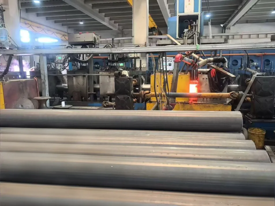 Tubería de acero inoxidable soldada super dúplex para la construcción naval, uso de grandes tubos LSAW