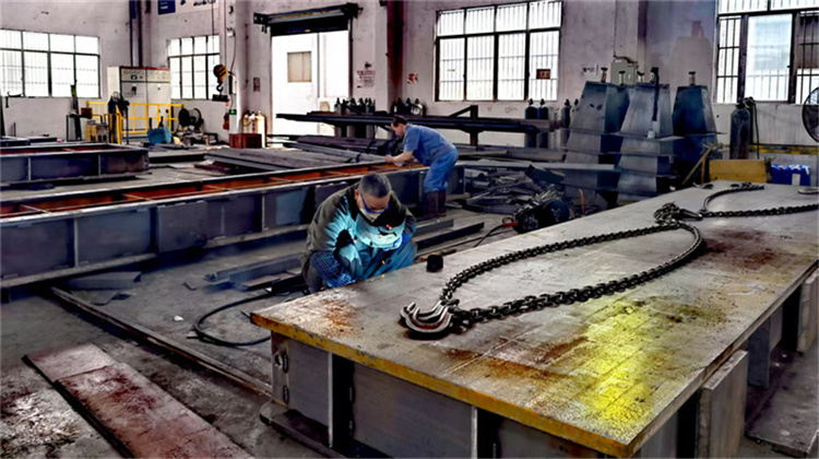 Proceso de soldadura de alta calidad en la planta de Chunyuan Machinery