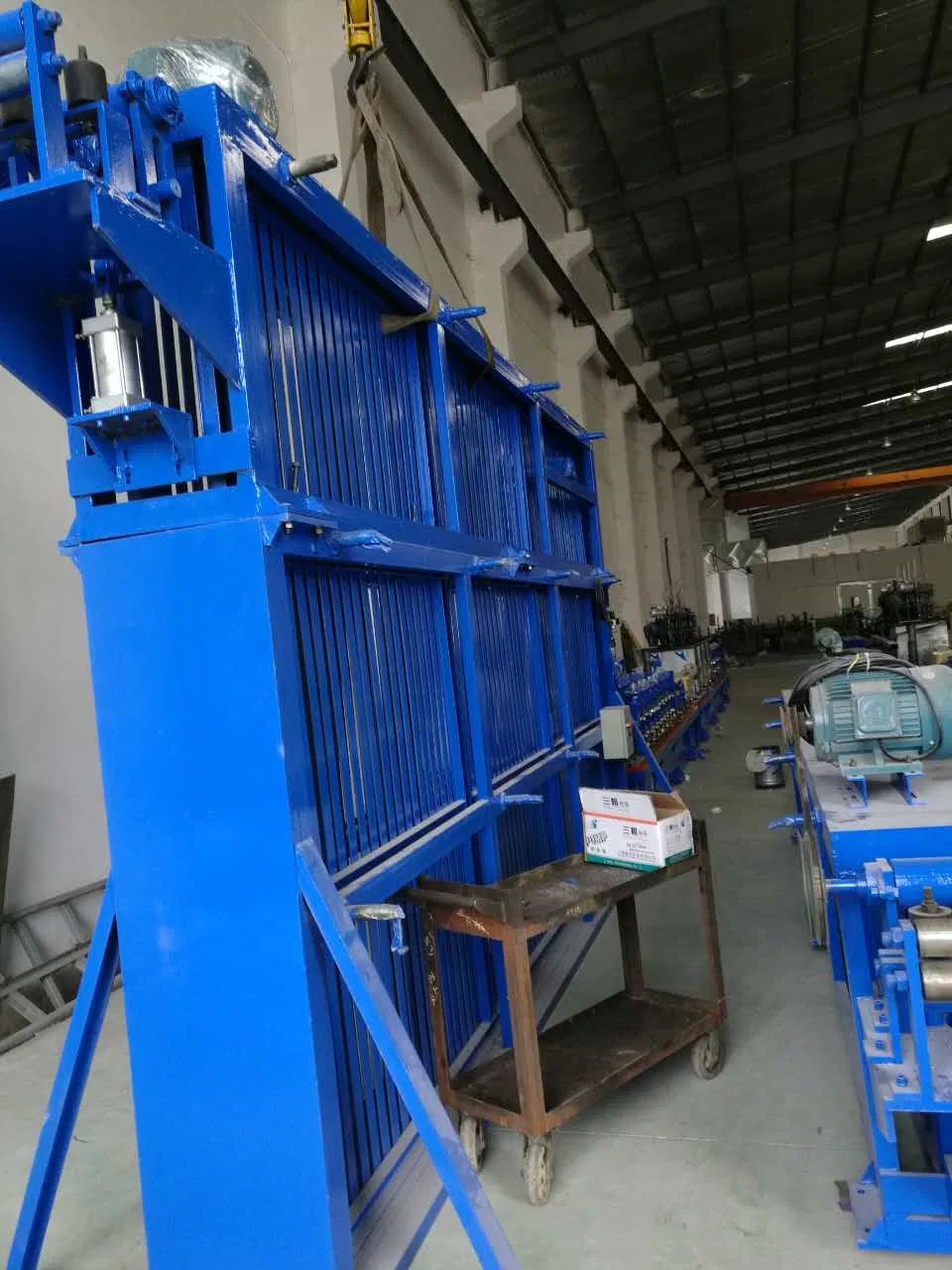 Foshan Yongjian 140 Molino de tubos Molino de laminación de tubos de acero rectangular