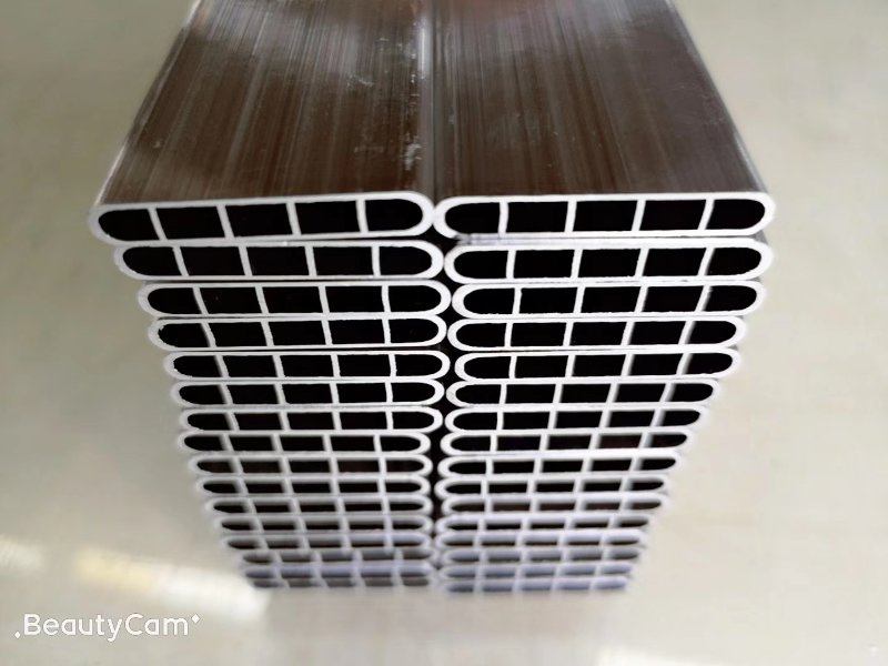 Tubo de aluminio soldado de alta frecuencia directo de fábrica para radiador de vehículo de nueva energía