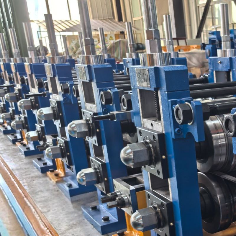 Molino de Laminación de Tubos ERW Avanzado para 60-165mm Producción de Tuberías de Acero