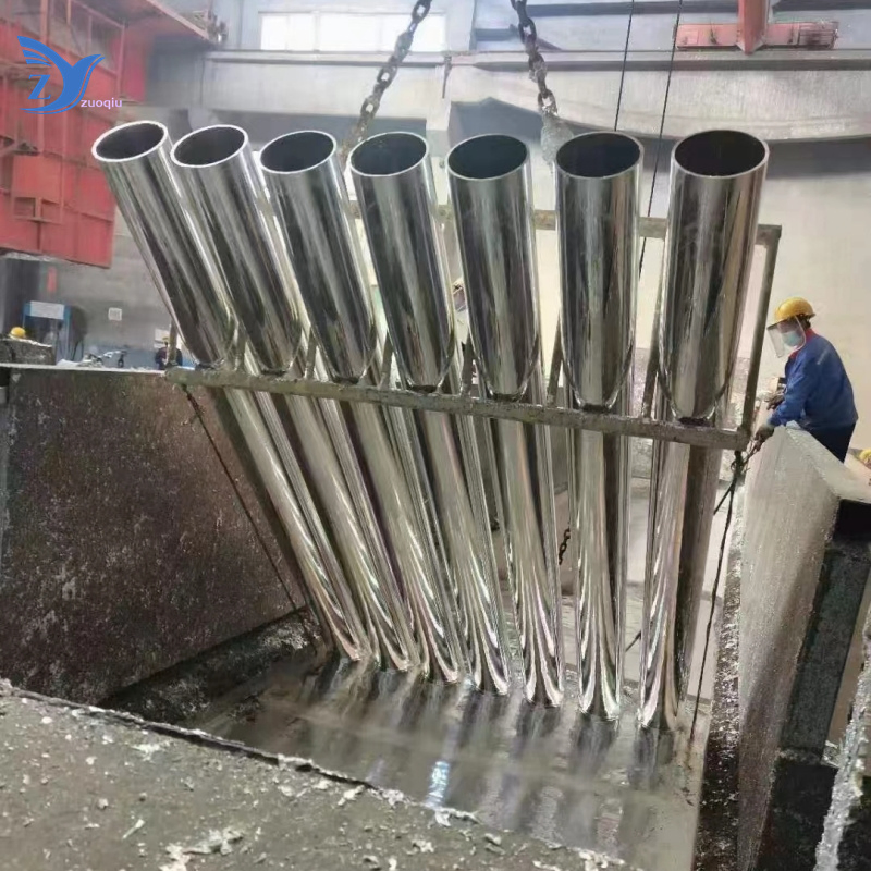 S235jr S255jr Q235B Q355b Tubos de acero al carbono soldados longitudinalmente para construcción