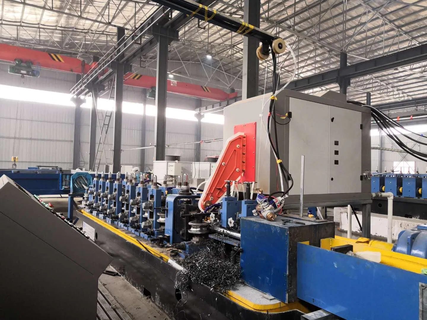 Línea de molino de tubos de acero para máquina de fabricación de tubos cuadrados de acero al carbono