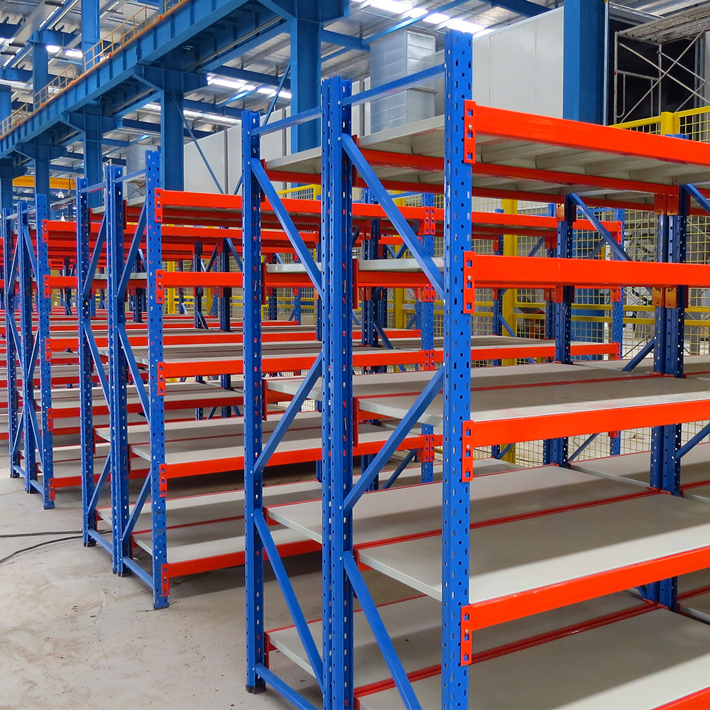 Shelving Grid Feature 1