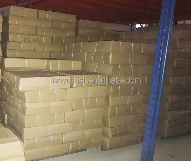 Packaging of steel racks