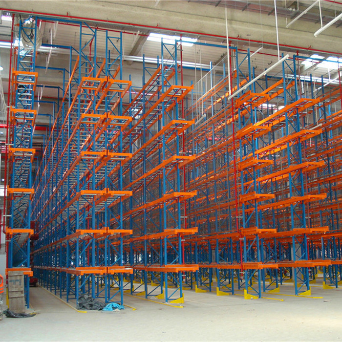 Vna Pallet Racking with Very Narrow Aisle Forklift