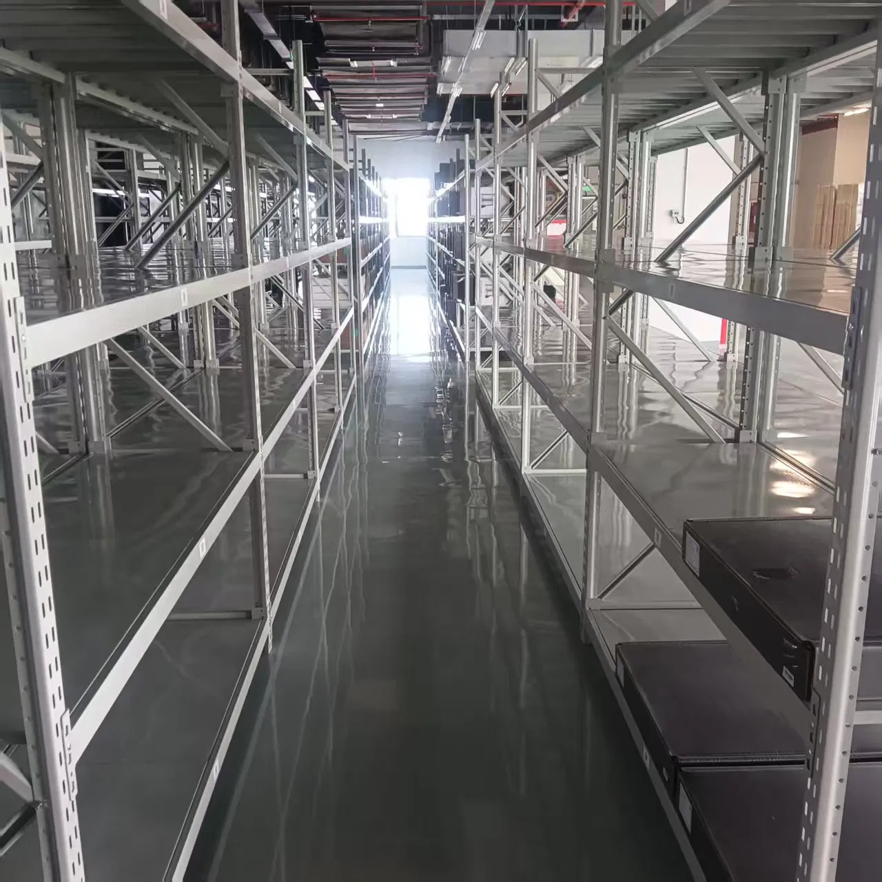 Industrial Medium-Duty Rivet Shelf Adjustable Boltless Shelving System