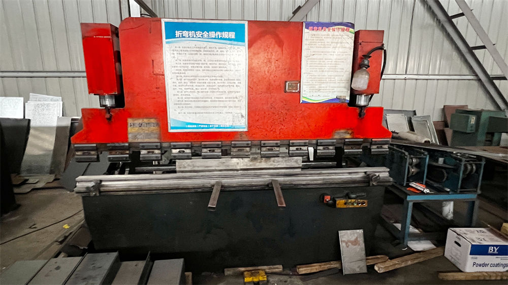 CNC hydraulic bending machine for forming rack beam and bracket components