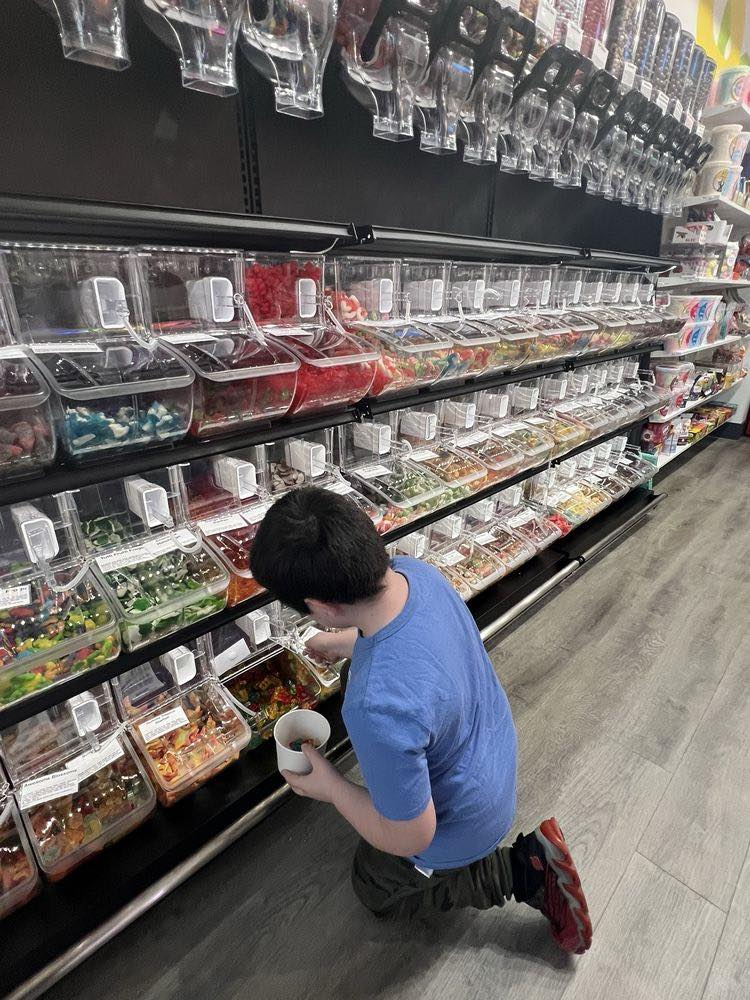 Store Display Design 2