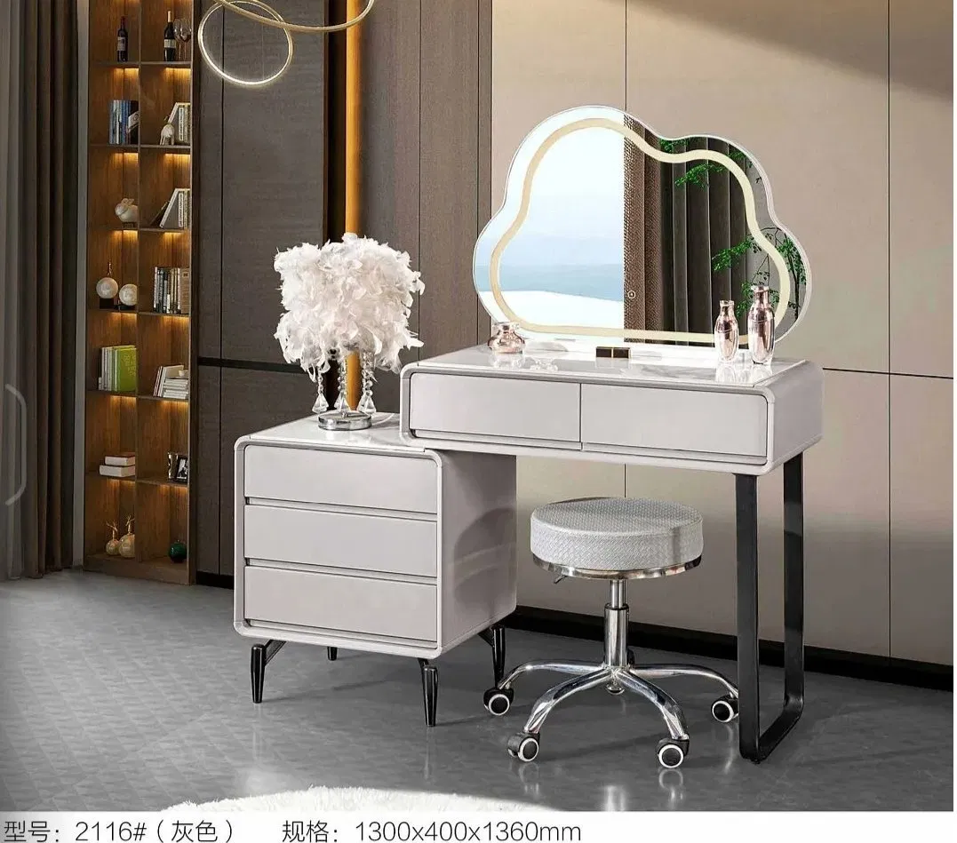 طاولة تجميل احترافية