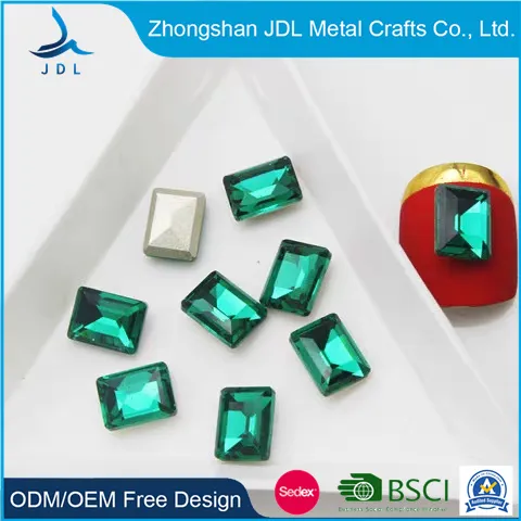 Tooth Gem Rhinestones Display 3