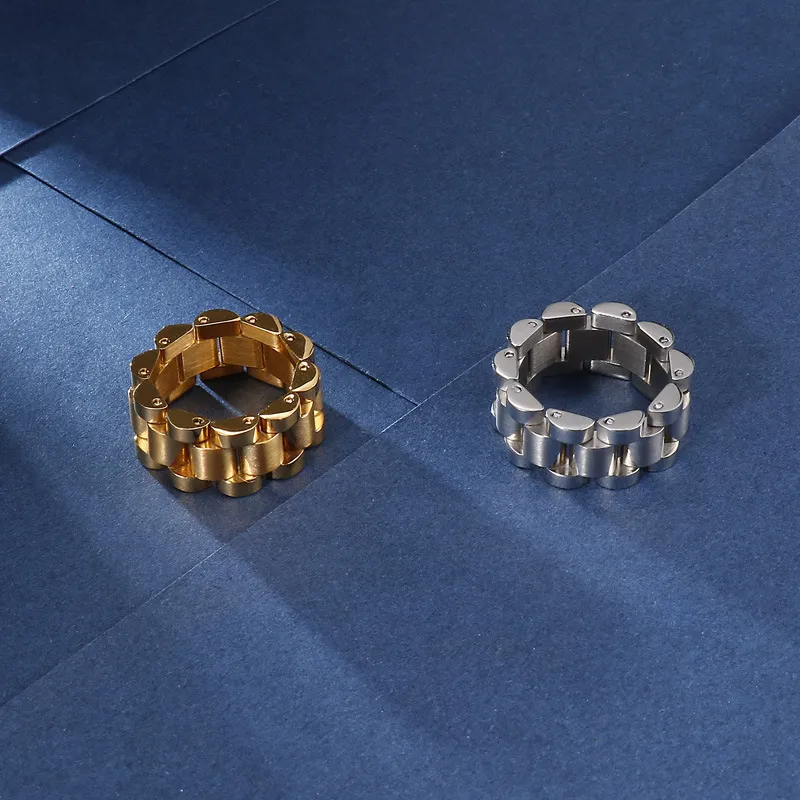 Watch Chain Shaped Ring Detail 3