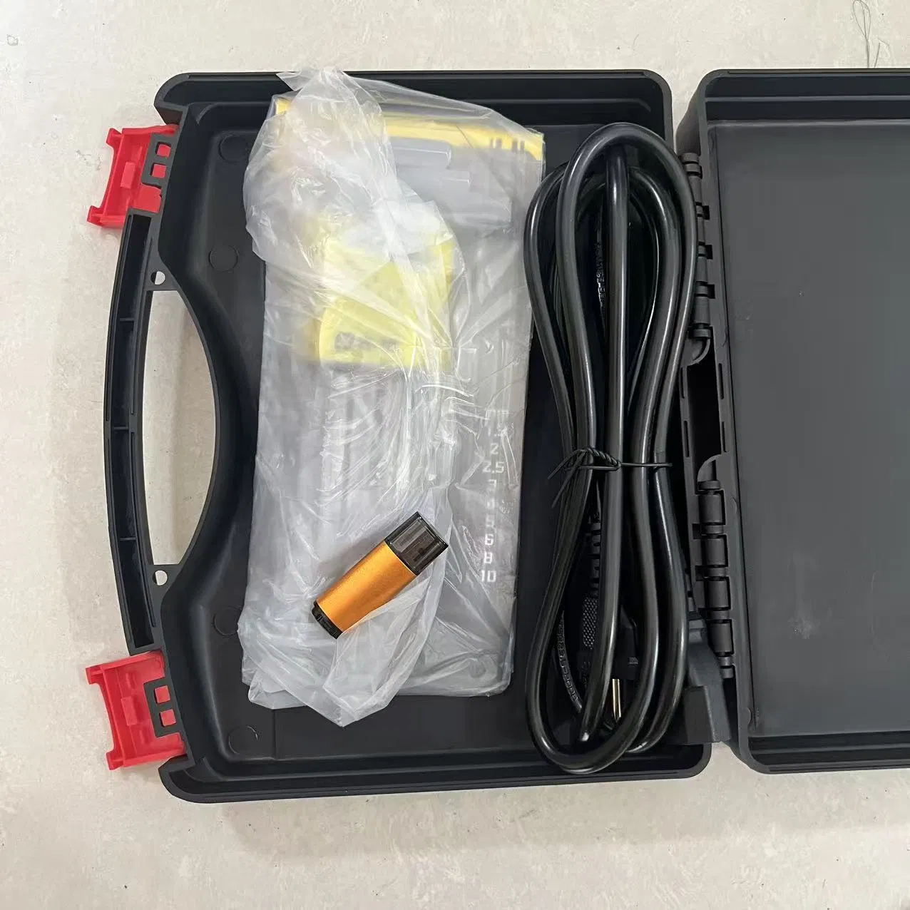 Portable Fiber Laser Marking Machine for Automotive Parts and Nameplates