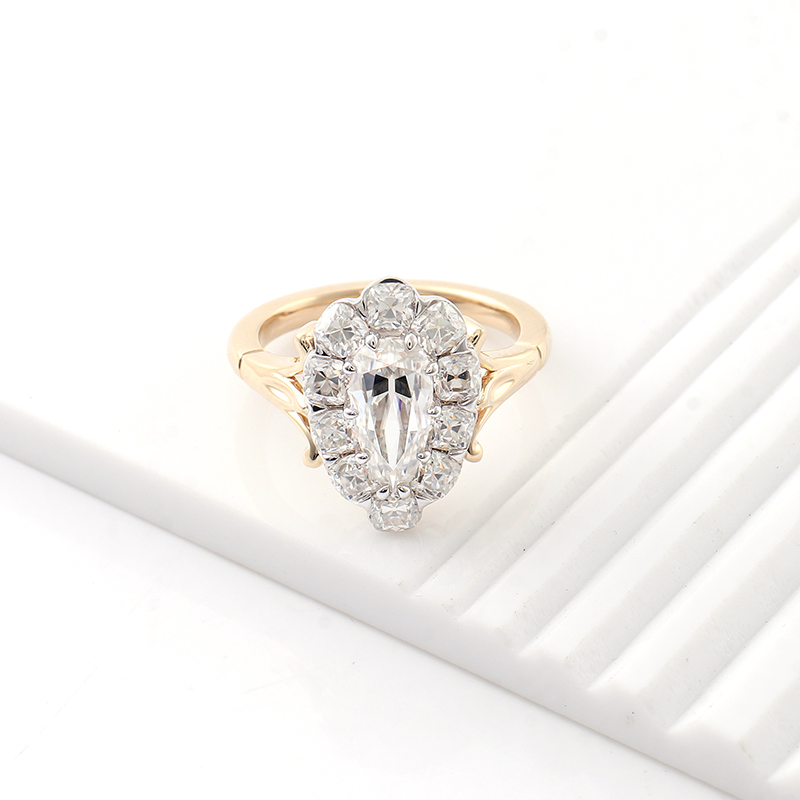 Pear Cut Moissanite Ring Luxury Jewelry 14K Yellow Gold Fine Jewelry Moissanite Diamond Ring