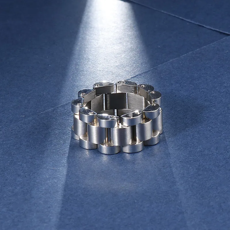 Watch Chain Shaped Ring Detail 8