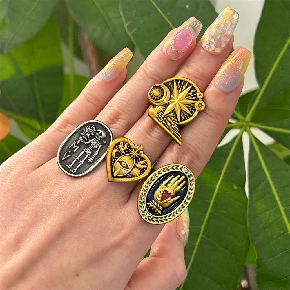 Custom Oval Shaped 3D Vintage Metal Ring Close Up