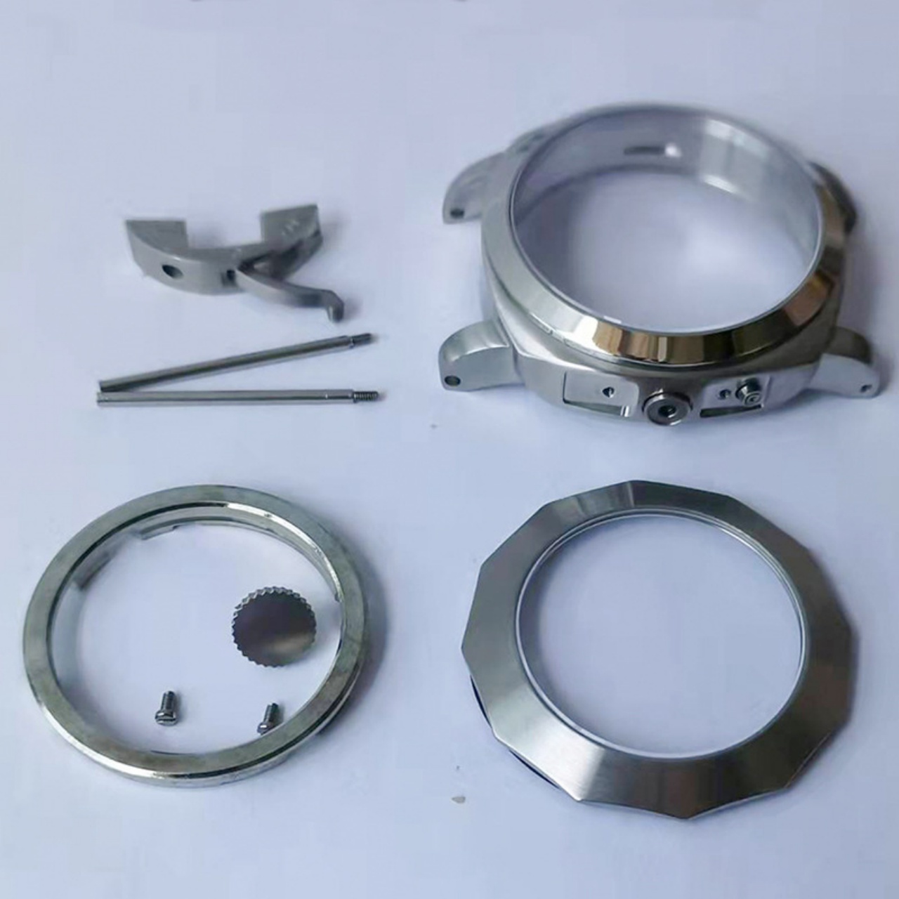 Watch Dial Custom 316 Stainless Steel 45MM Diameter Watch Crown With Flat Screw Rod Mechanical Watch Case