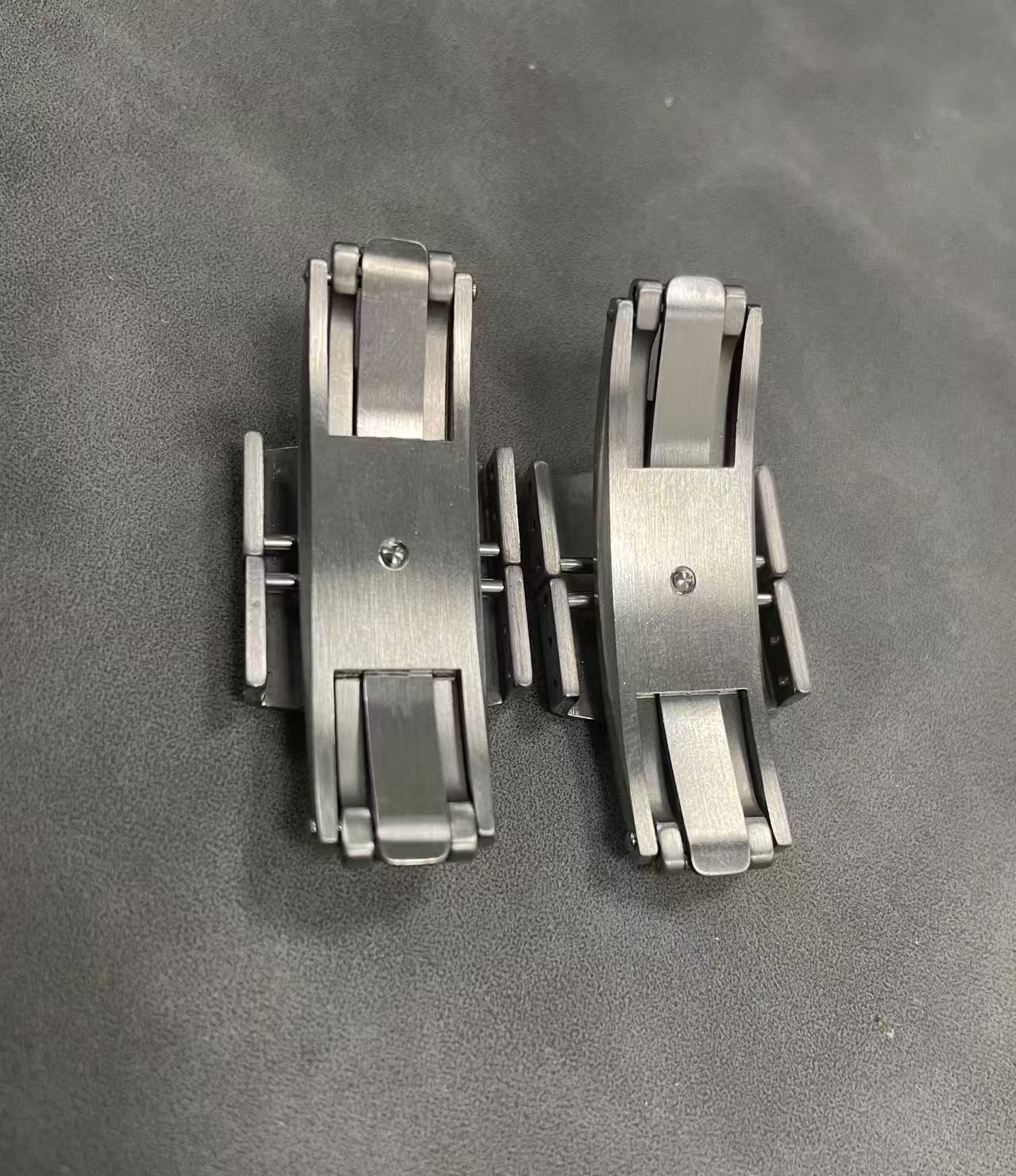 Watch Strap Detail View 2