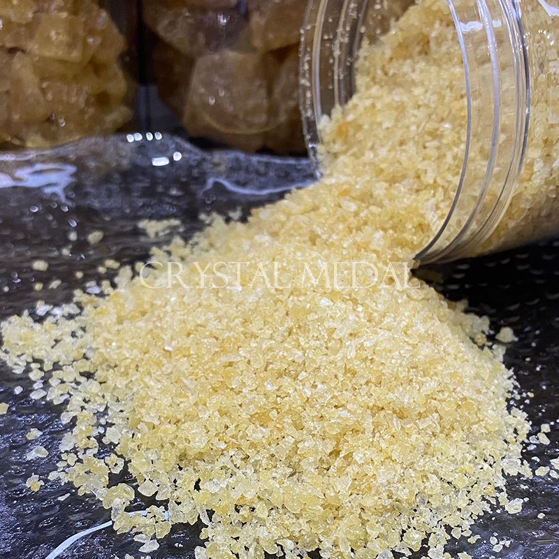 سكر الصخور الأصفر عالي الجودة مستخلص قصب السكر محلي طبيعي لصناعة المواد الغذائية