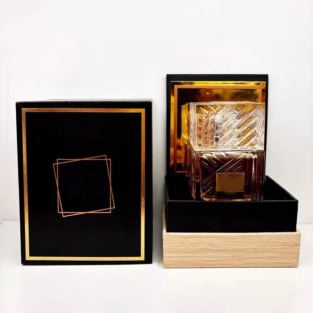 عطر العود الفاخر زجاجة كولونيا كريستالية بالجملة من دبي عطر عربي