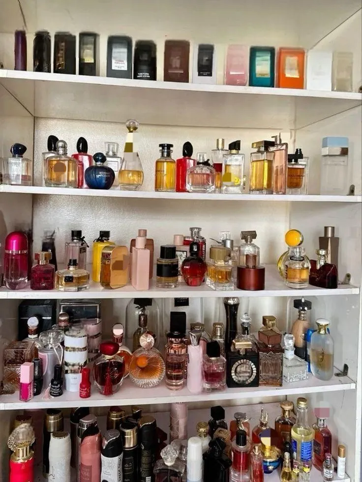 آلة تعبئة العطر برائحة طبيعية