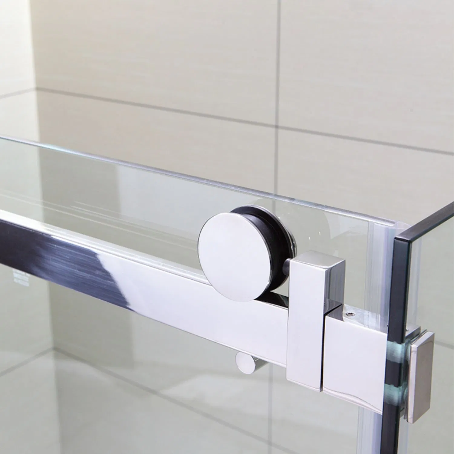 Classic Design Frameless Big Roller Sliding Glass Shower Enclosure