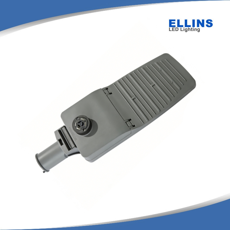 Integrated Smart Street Lights with Lorawan Gateway Controlled for Municipal Road Projects