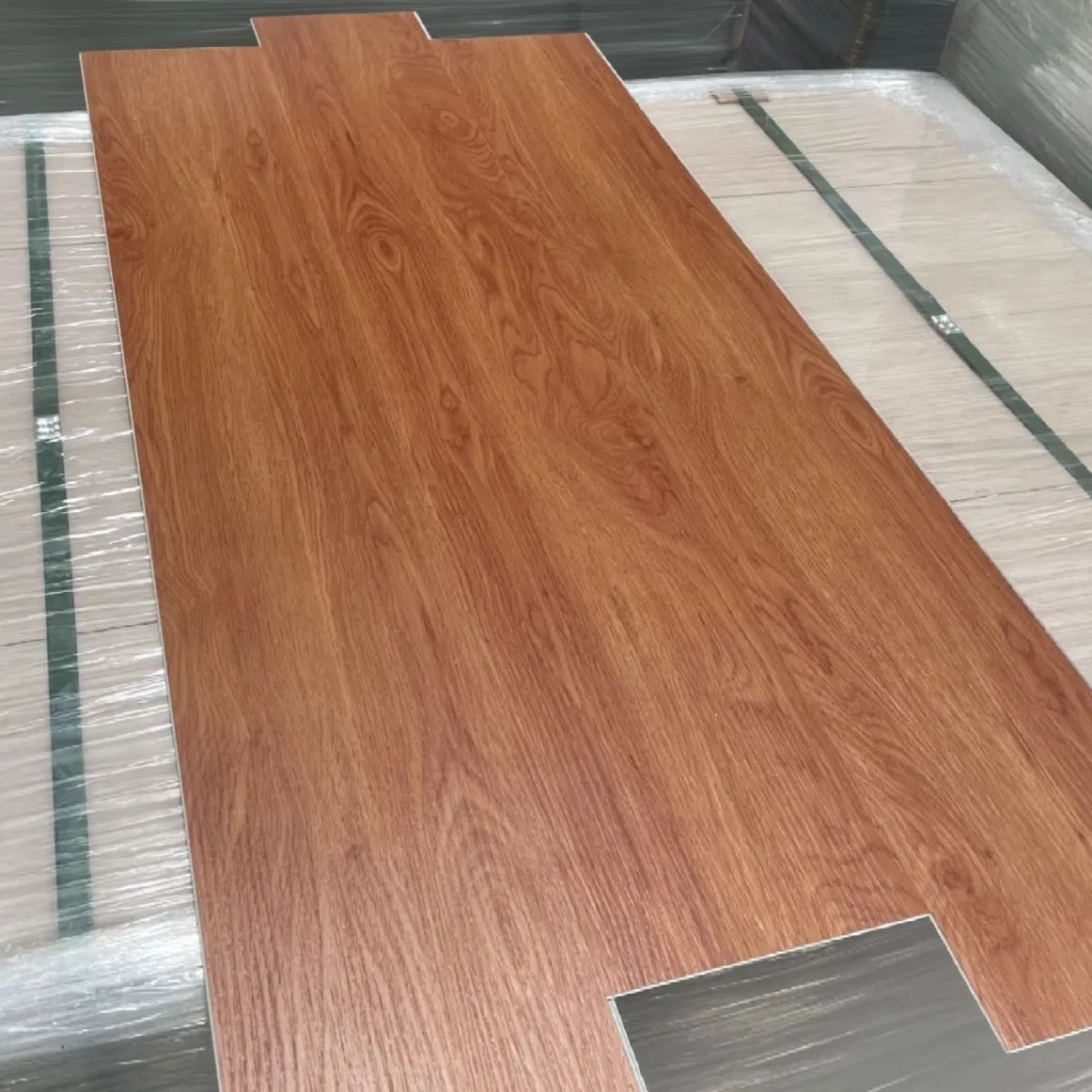 Material Waterproof Luxury Tile Spc Plastic Plank Vinyl Floor