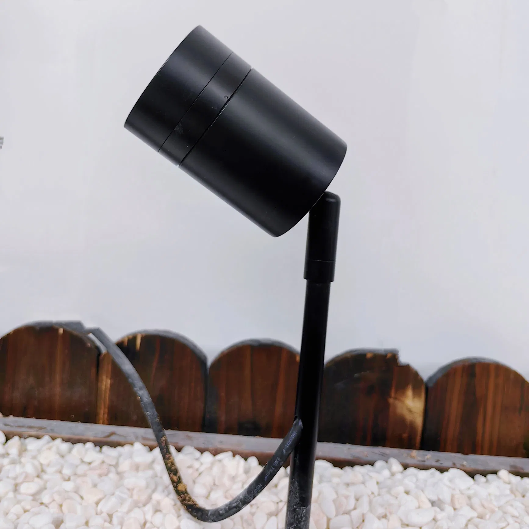 RGBW Integrated Smart Landscape Lighting Bluetooth RF Remote Control Spike Spot Lighting