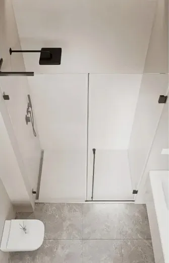 Frameless Shower Enclosure Photo 4