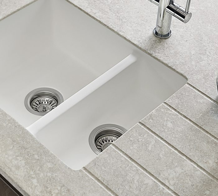 OEM Factory Made Countertop Worktops Guangdong Artificial Stone Big Slab Artificial Stone White/Calacatta/Volakas/Onyx Kitchen Countertop Quartz Countertops